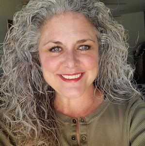 Meet your Posher, Keri-lyn